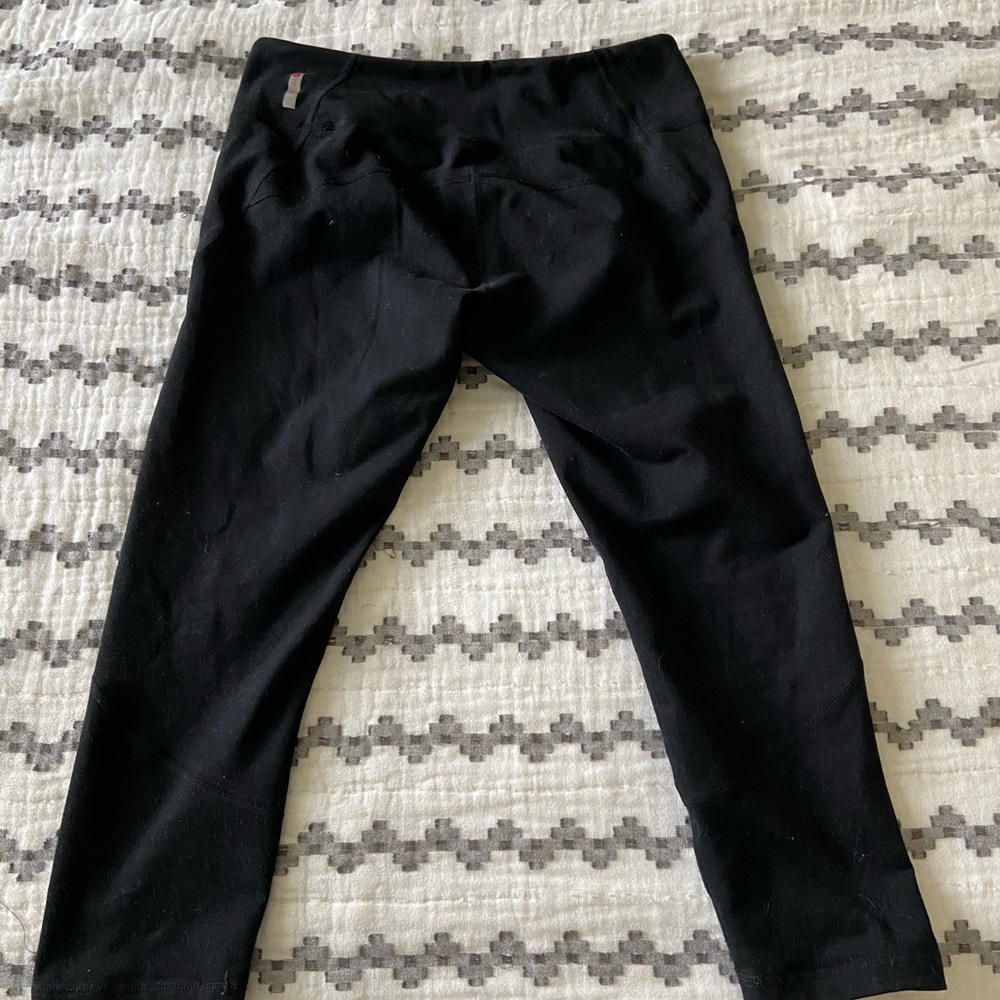 Zella crop leggings live in